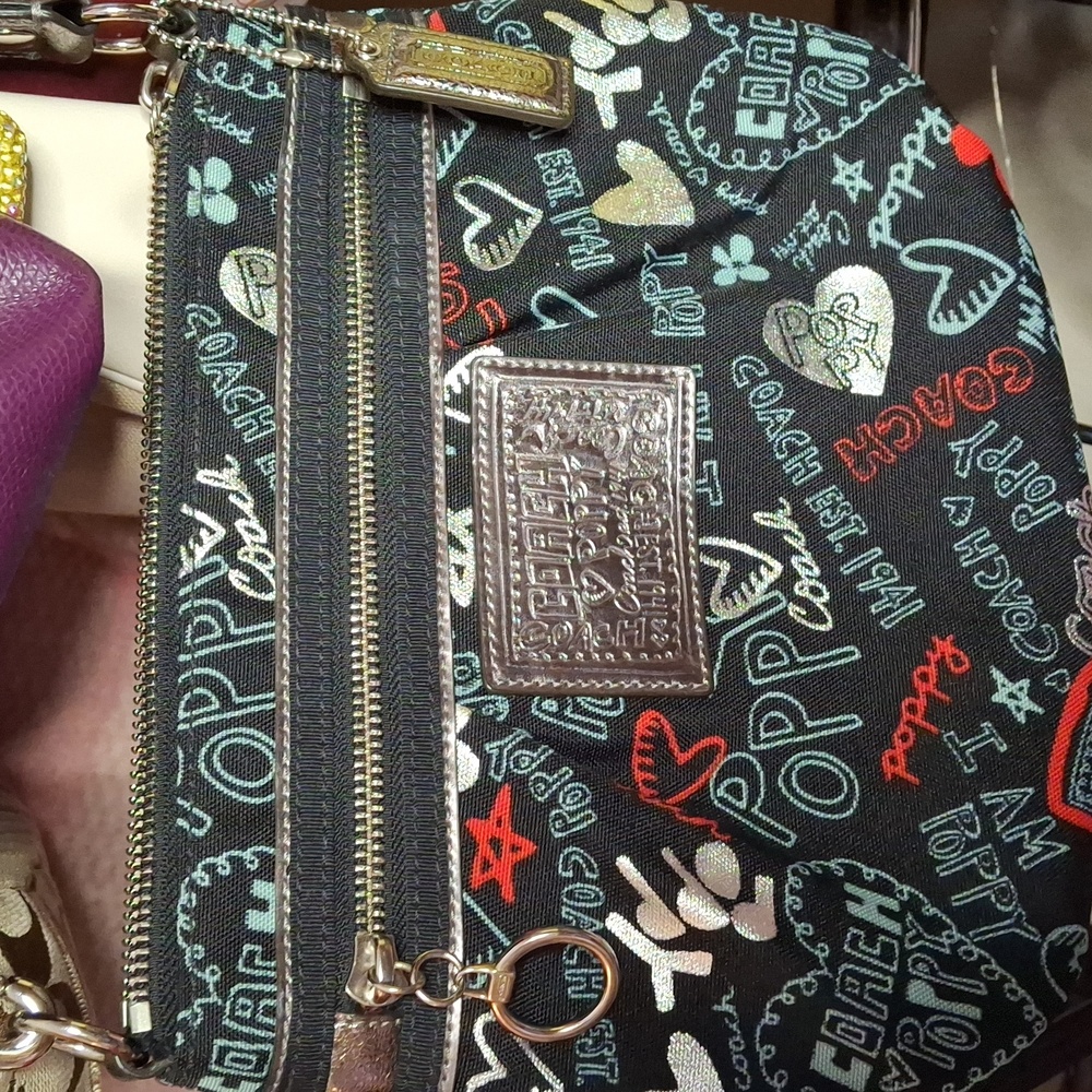 LN COACH POPPY HEARTS MULTI COLOR CROSSBODY